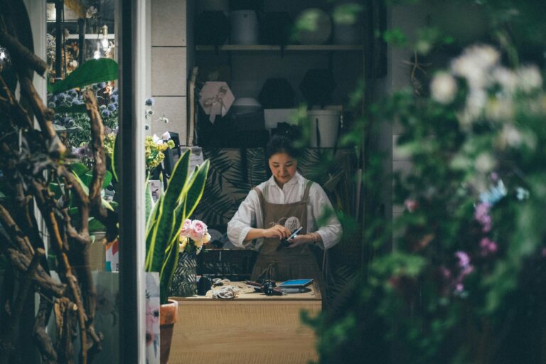 How Small Business Owners Are Using AI to Compete With Big Companies in 2026