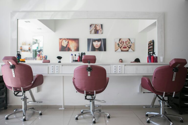 Best AI Tools for Salon and Beauty Business Marketing in 2026