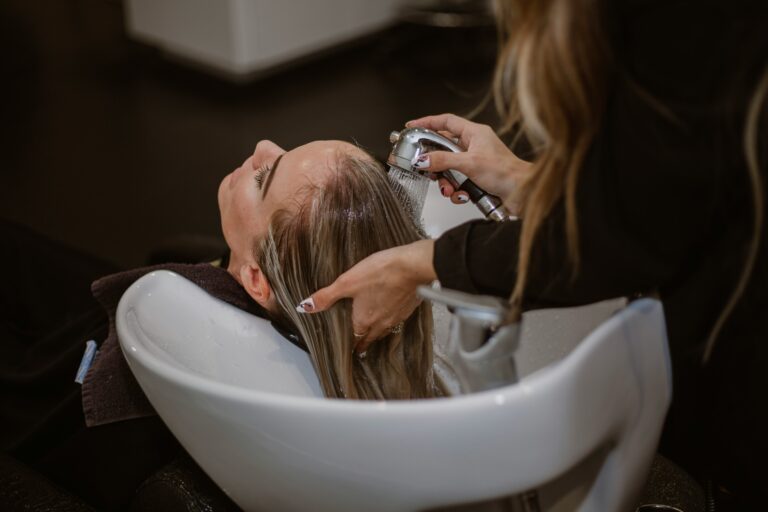 Best AI Tools for Salon Owners to Grow Their Business in 2026