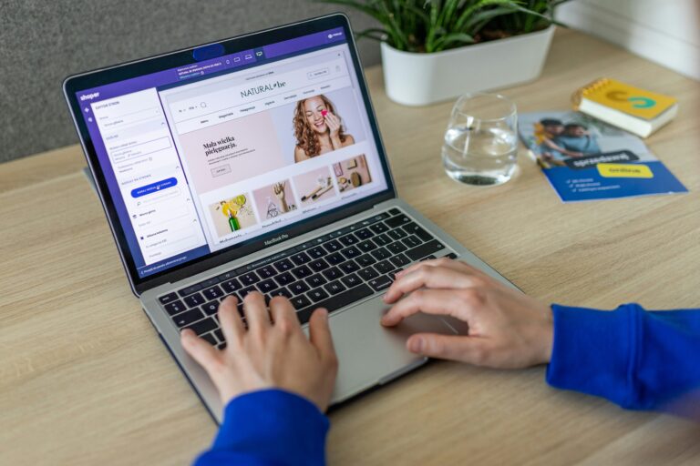 Best Shopify Apps for Small Business Owners in 2026