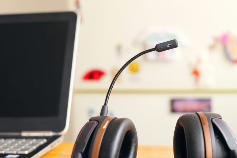 Best AI Tools for Small Business Customer Service in 2026