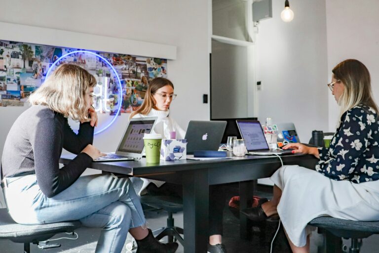 Best AI Tools for Social Media Marketing for Small Businesses in 2026